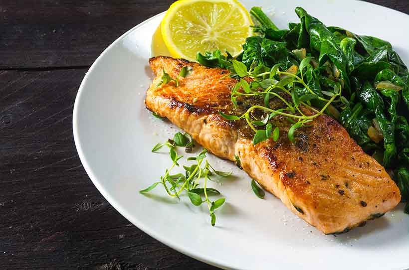 What is a Low Carb Diet? Picture of Low Carb Food: Salmon and Vegetables.